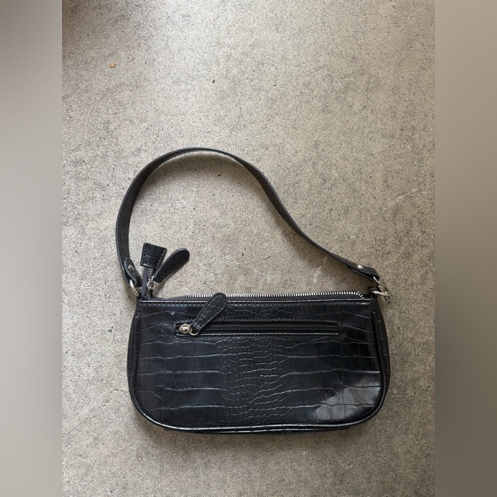Black Crocodile-Embossed Shoulder Bag with Glossy Finish